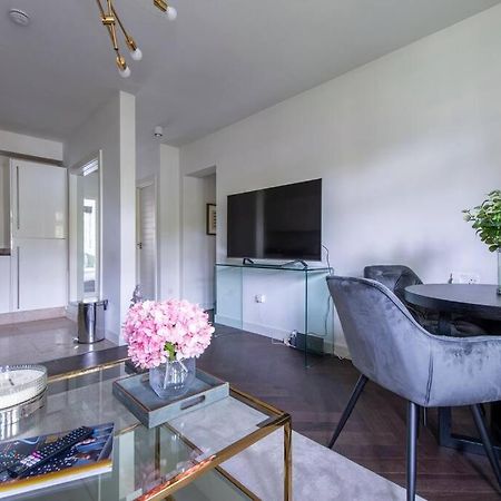 2 Bedroom Modern Urban Sanctuary 1Cc - Cherrydeal لندن المظهر الخارجي الصورة