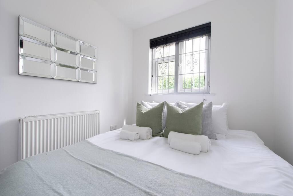 2 Bedroom Modern Urban Sanctuary 1Cc - Cherrydeal لندن المظهر الخارجي الصورة